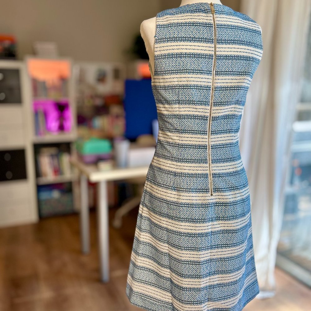 Tommy Hilfiger White Stitch Shift Dress (Pacific) - Size 2 👗 🌟